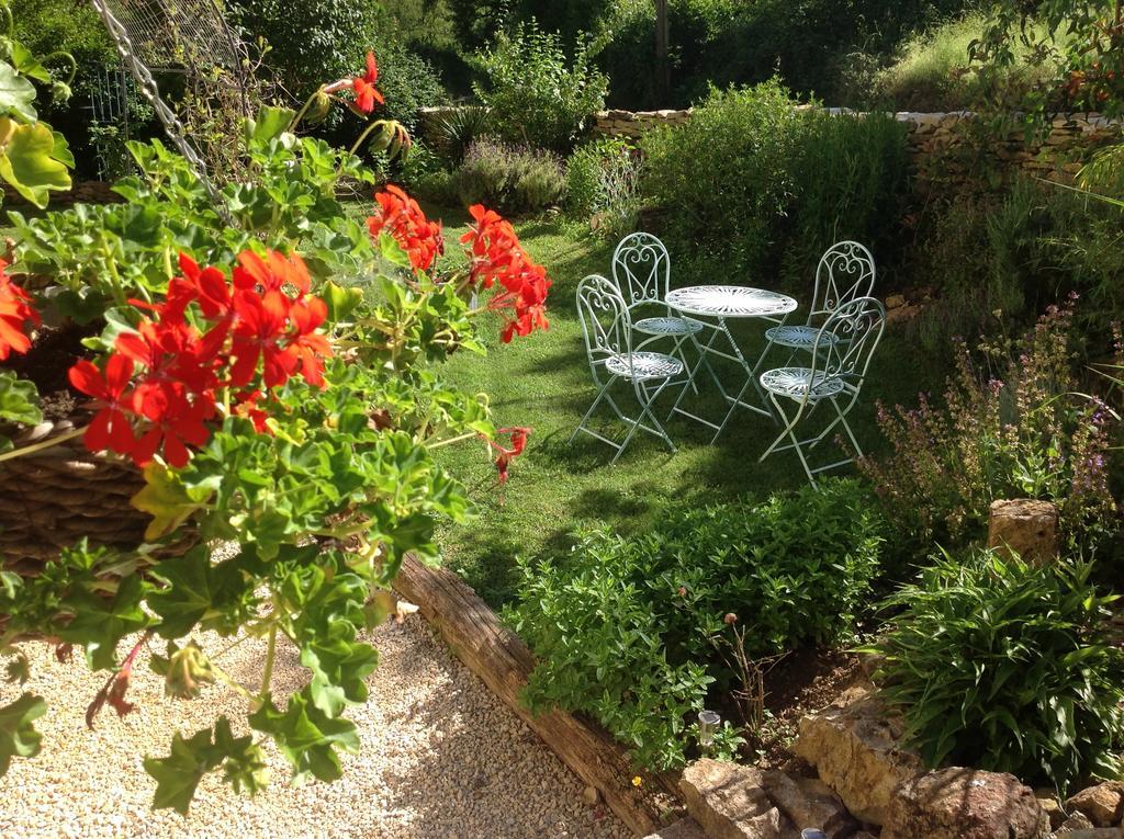 Au Cheval Bleu Bed and Breakfast Fontenay-près-Vézelay Εξωτερικό φωτογραφία